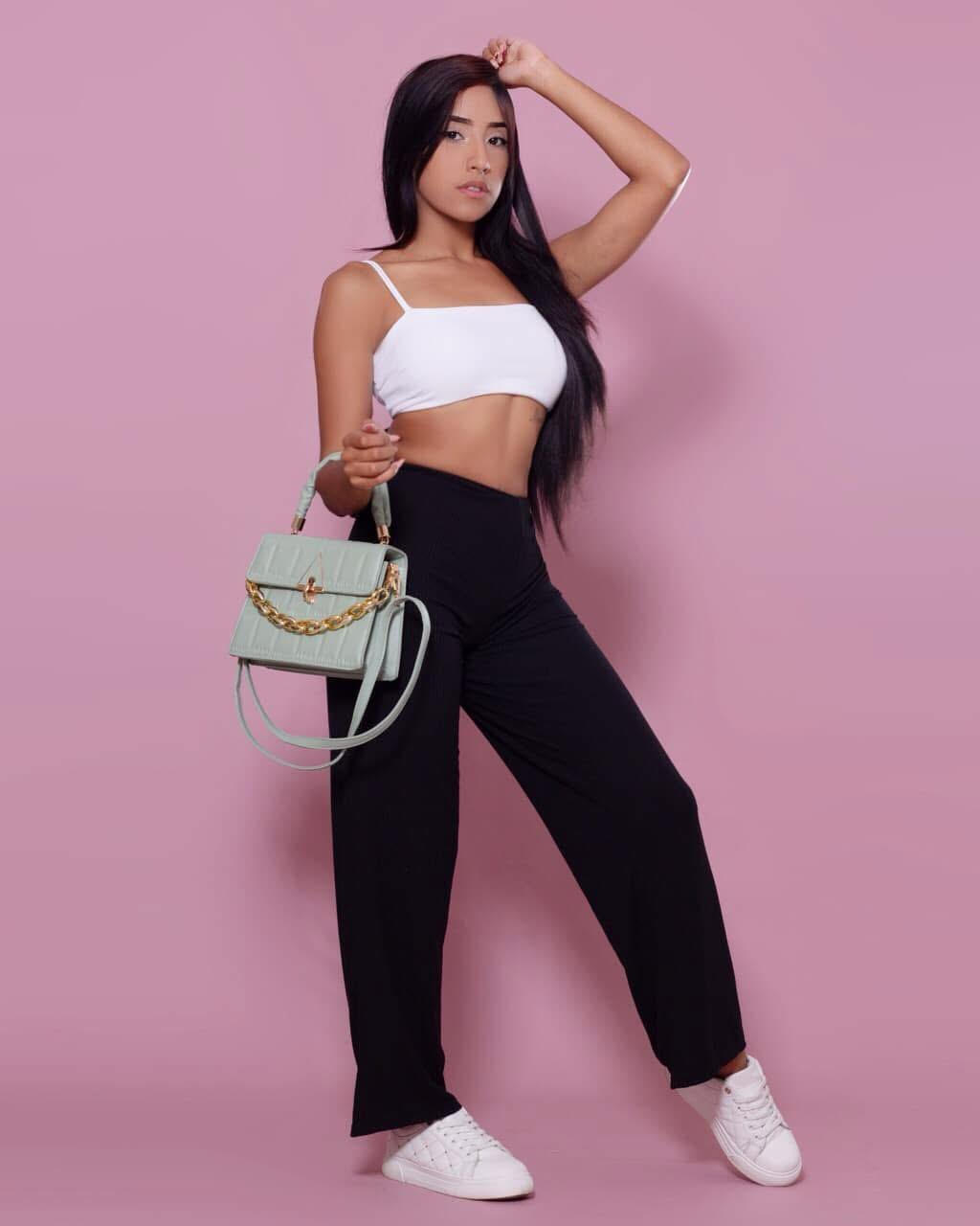 Escort - ANITTA - Ibiza Tops